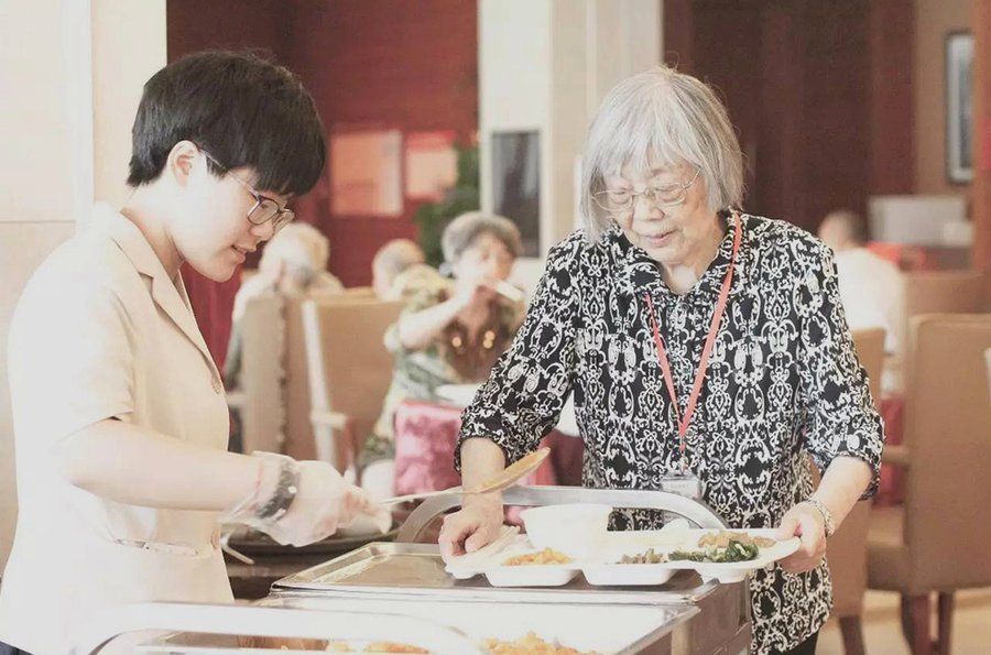 保利和熹会观察:成都养老院“包吃住”报价里的附加项与费用核对逻辑
