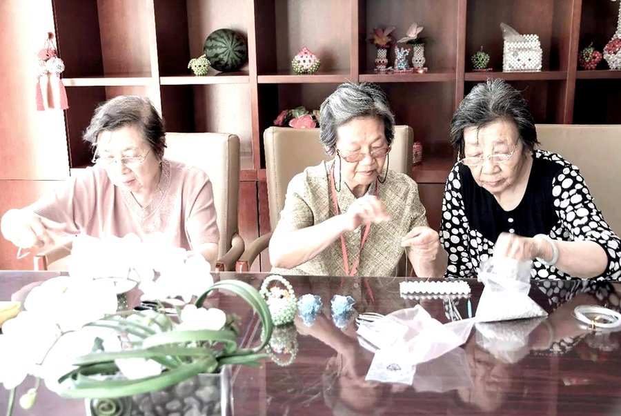 保利和熹会金牛园区内设医务室：制氧机与呼吸支持服务观察