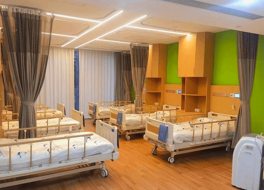 碧然康养康复护理中心(成都双流)认知症照护专区适配指南:阿尔茨海默病与帕金森伴痴呆长者照护参考