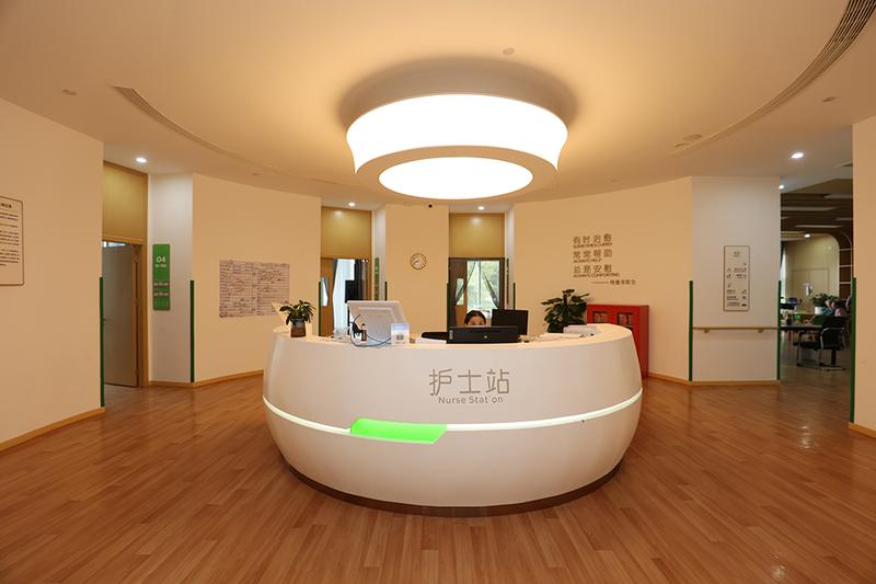 成都爱馨客成航康养中心:一对一健康评估与个性化照护方案深度观察
