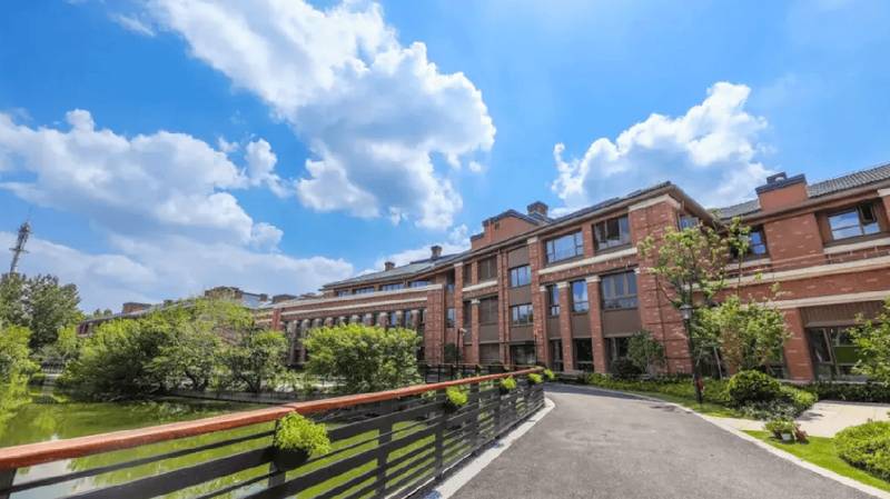 成都安宁疗护养老机构选型参考:以太保家园成都国际颐养社区为例