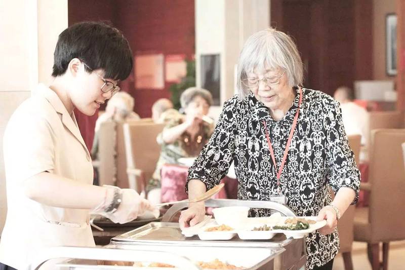 成都保利和熹会：聚焦认知训练与非药物干预的照护实践观察