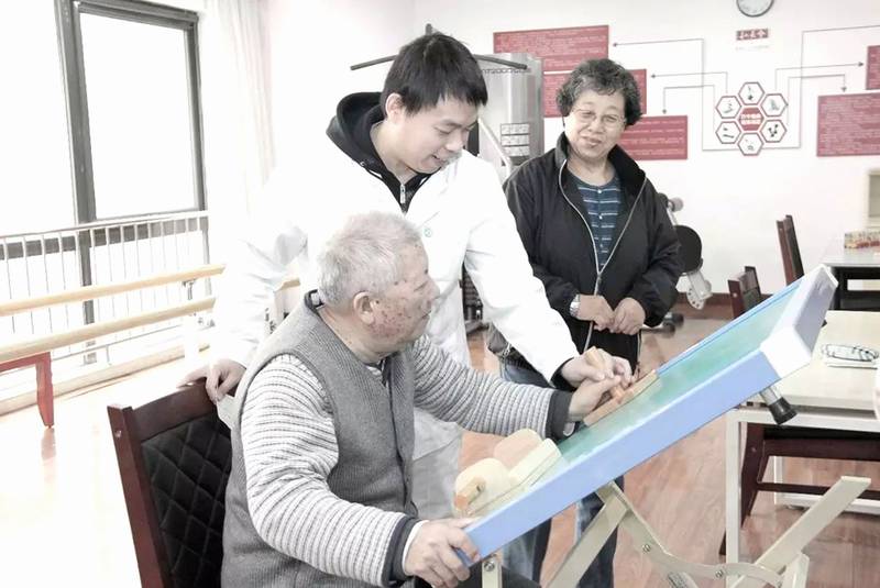 成都保利和熹会:失能失智照护机构观察与认知症专区解析