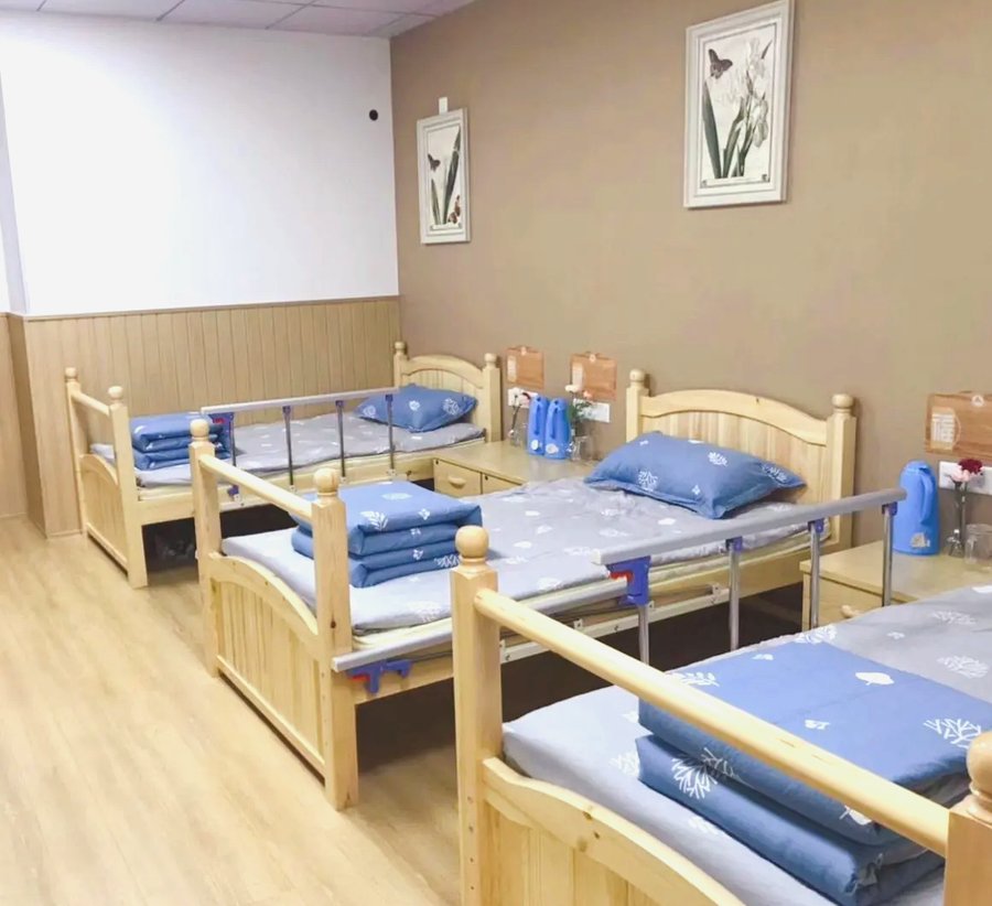 成都哺恩平福养老护理中心:高配比与全失能照护的专业之选