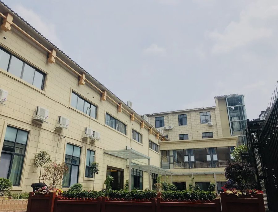 成都哺恩平福养老护理中心:适配术后康复需求的二环内医养颐养空间