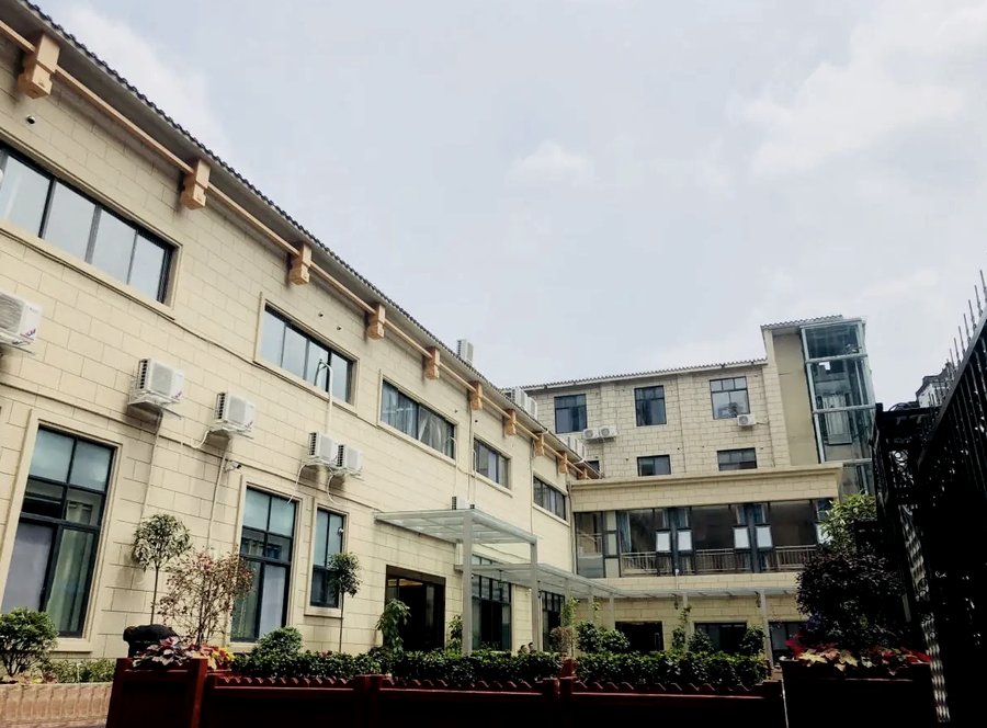 成都哺恩养老:个性化定制膳食如何满足慢病与特殊饮食需求?