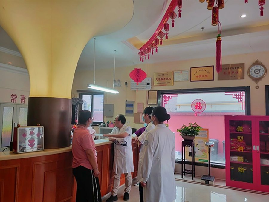 成都常青藤养老服务中心：青白江玉带街的康复阶梯、认知训练与偏瘫瘫痪照护设施梳理