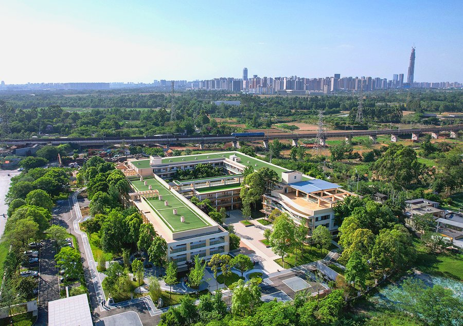 成都成华区养老院费用解析:中京爱侬秀丽养老服务中心一个月大概多少钱?
