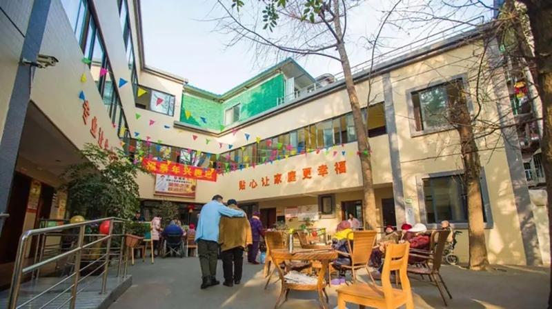 成都成华区养老怎么选?双桥子·安康年养老服务中心案例解析