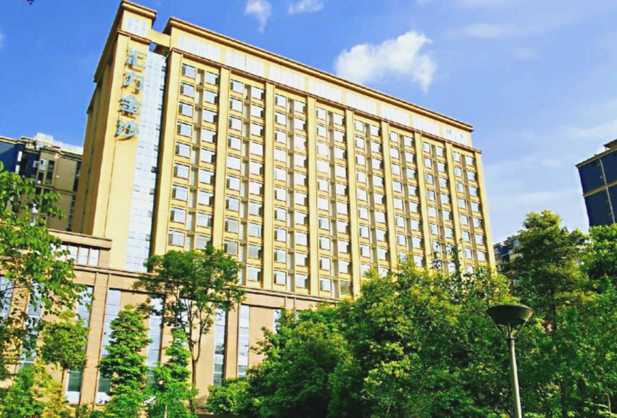 成都椿萱茂·珉湾长者社区：夫妻同住养老，自理与半护理费用详解