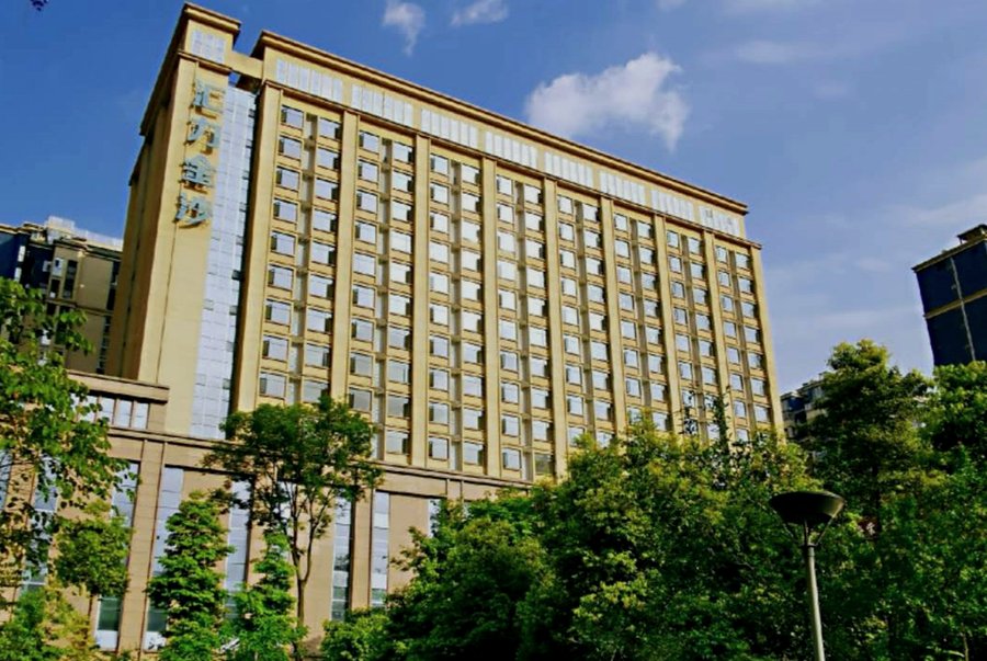 成都椿萱茂·珉湾长者社区:青羊区养老院双人间月费与价值解析