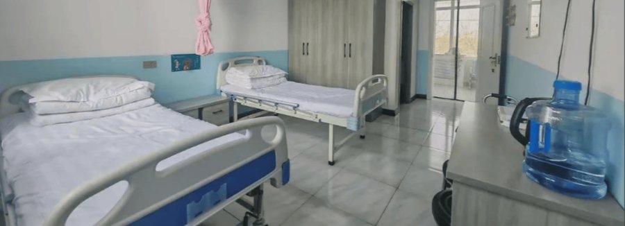 成都德仁堂·医养中心:锦江区配备智能生命体征监测的养老院探访