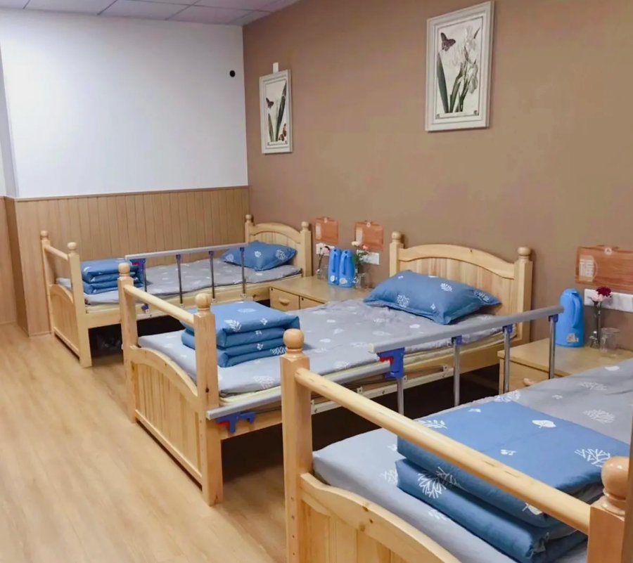 成都二环内医养结合精品养老机构观察——哺恩平福养老护理中心