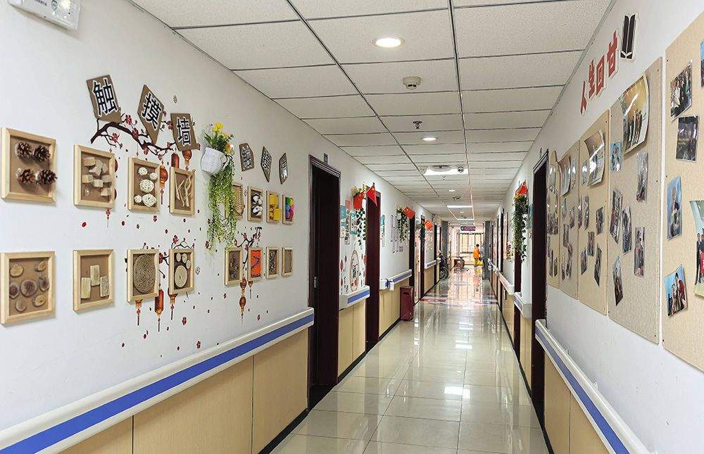 成都福邻养老公寓（科华路店）：5500元预算入住市中心单人间可行性分析