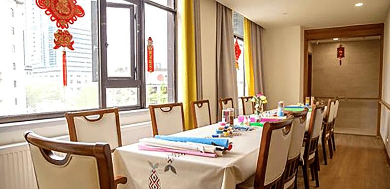 成都福邻养老公寓顺城苑:糖尿病餐、软食、流食、低盐餐费用与服务详解
