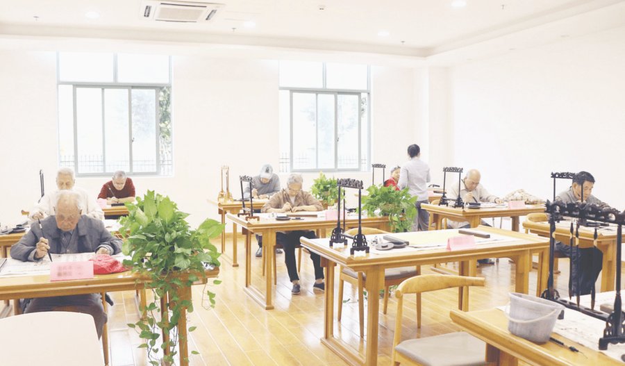 成都福泰年·银发梦工场安宁舒缓养老服务入住家庭常见疑问解答
