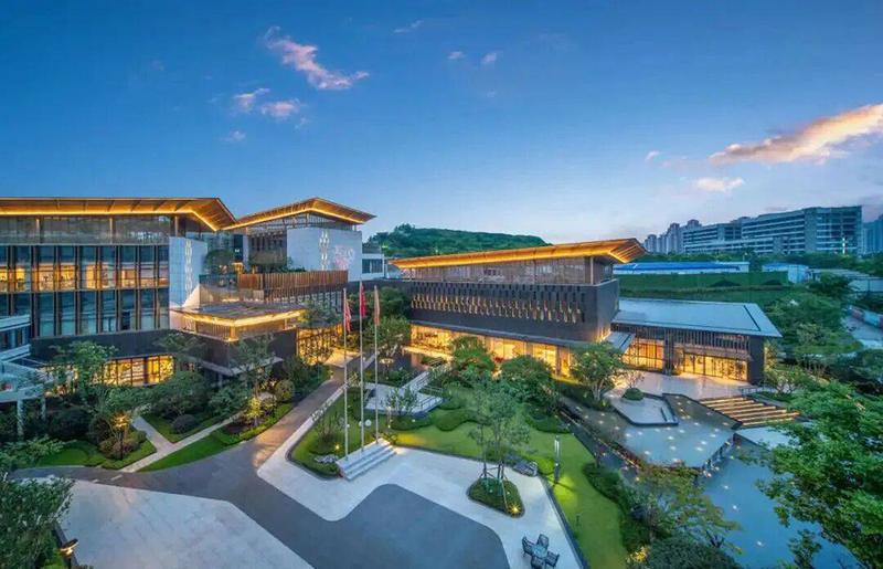 成都高龄自理长者养老机构观察:锦江生态带旁的泰康之家·蓉园,老年大学分校与日常照护如何兼顾