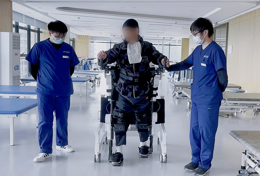成都高位截瘫带呼吸机康复参考:顾连禾泰重症康复能力解析