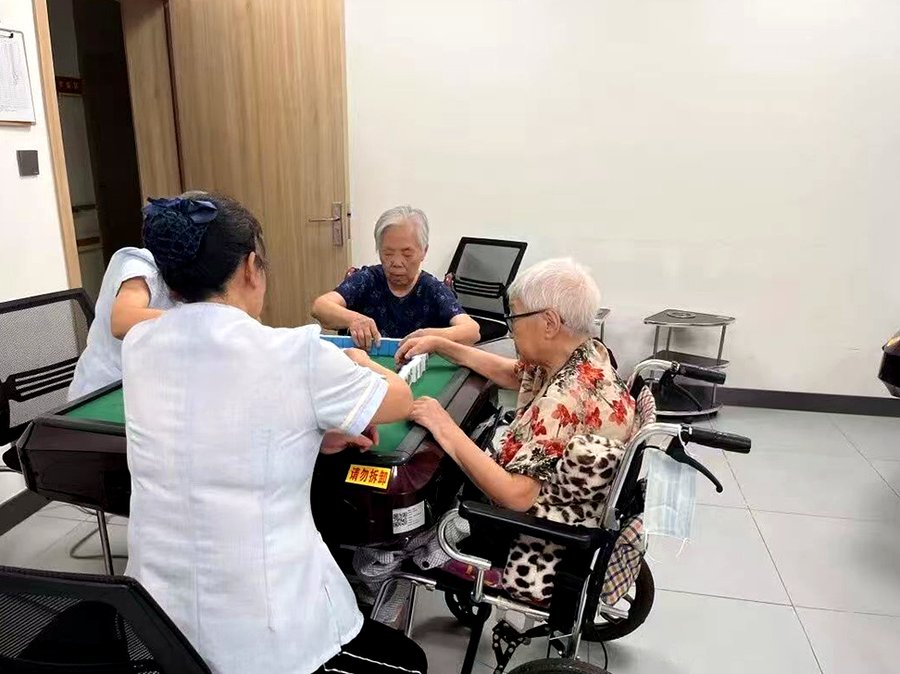 成都高新区骨折术后康复参考:走进锦欣花乡康养中心
