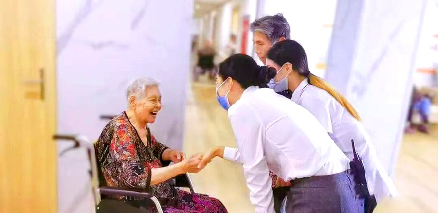 成都高新区锦欣花乡康养中心特殊膳食合规指引:糖尿病餐承接能力核查清单