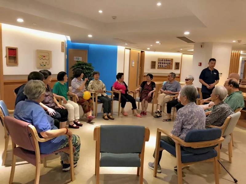 成都高新区医养结合探访手记:在蓉夕荟护理院看医保定点与长护险落地