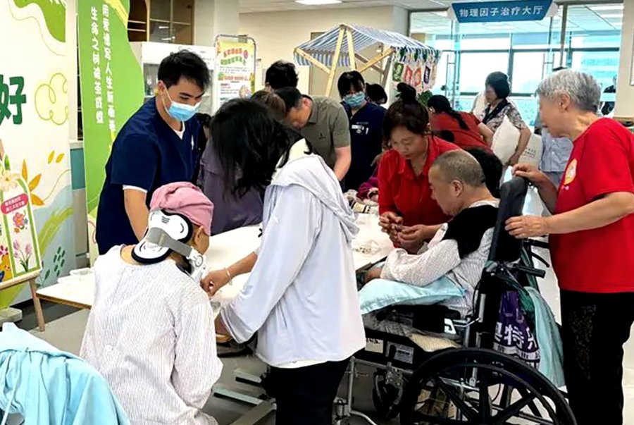 成都顾连禾泰康复院:外骨骼机器人步行训练就诊指引与注意事项