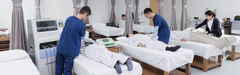 成都顾连锦宸:ICU-HDU-普通病房三级阶梯式康复体系解析