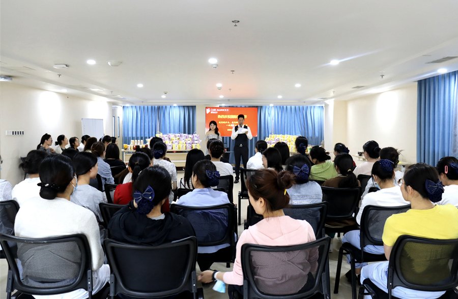 成都顾连天辰老年病院：专业接收鼻饲老人，提供医养结合照护