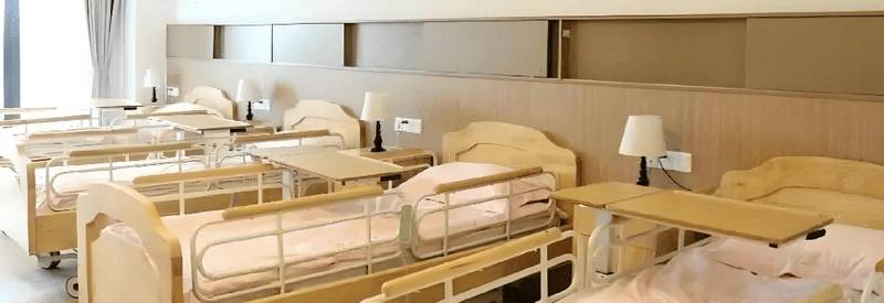 成都花香果居养老院术后特护费用构成:哪些面议、哪些固定、长护险怎么抵