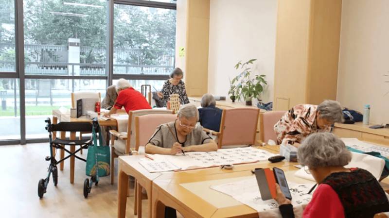 成都锦江区半自理养老院月费解析｜以蓉城康养·美邸舒养之家海桐苑为例：床位费、护理费、餐费与长护险抵扣