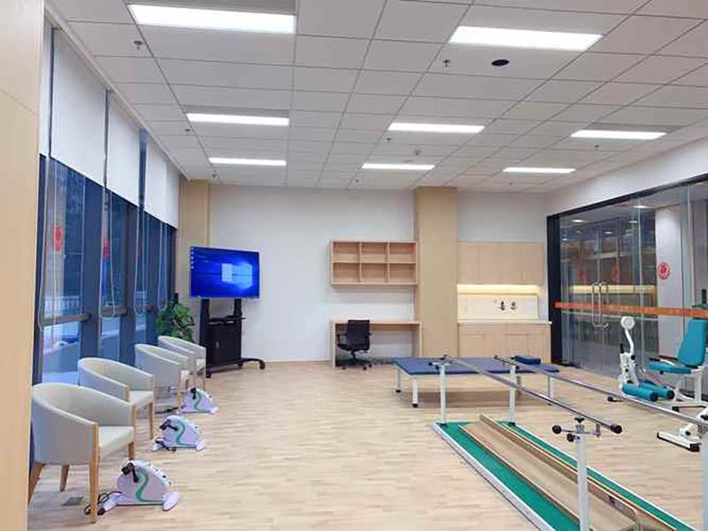 成都锦江区半自理与全护理照护收费差别及评估参考——以蓉城康养·美邸舒养之家海桐苑公示样本为例