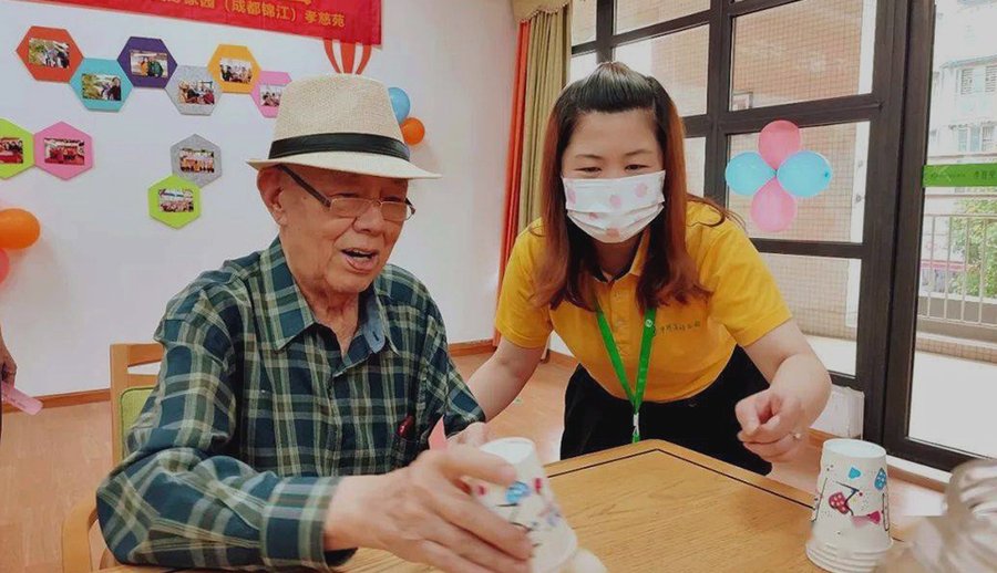 成都锦江区公园旁养老院选址参考:沙河绿道边的孝慈苑与生态资源考察