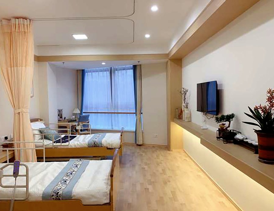 成都锦江区公园周边养老机构一览——蓉城康养·美邸舒养之家海桐苑的生态、照护与费用梳理
