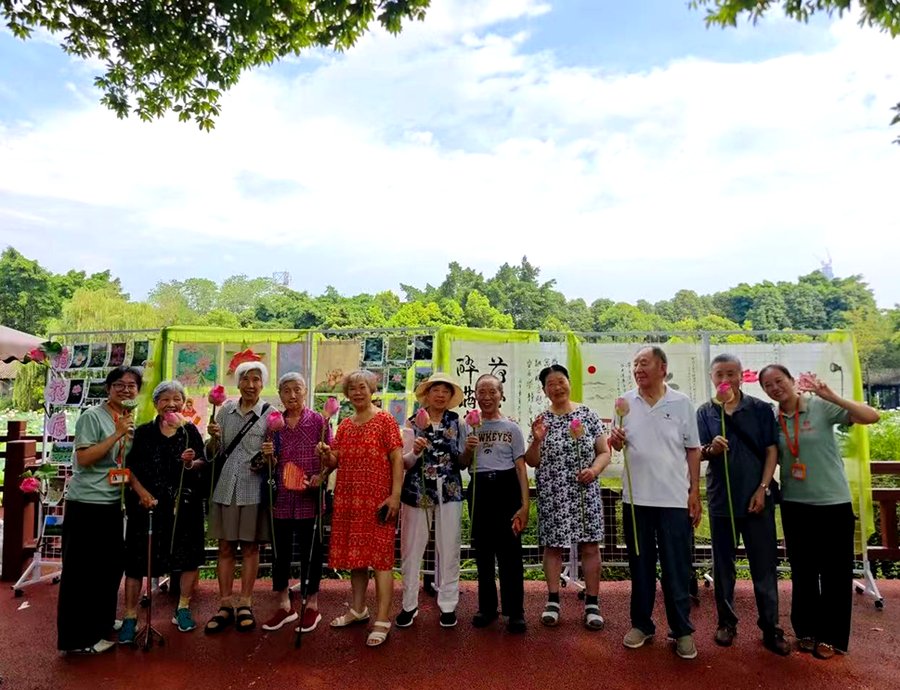 成都锦江区养老院单人间收费标准说明与查询渠道：锦欣花乡老年公寓参考