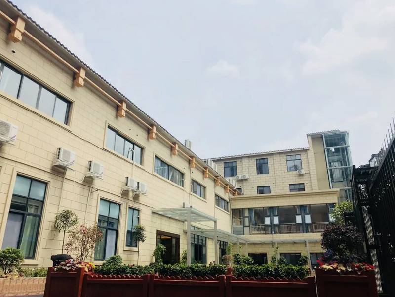 成都金牛区养老护理中心怎么选?哺恩养老护理中心(荷花院)差异化选型参考