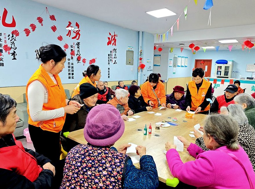 成都金牛区养老院收老人看身体状况?再军爱心护理院给出参考范本
