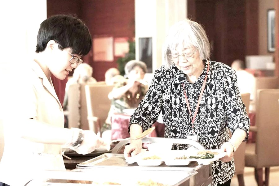 成都金牛区有康复理疗室的养老院:保利成都和熹会服务解析