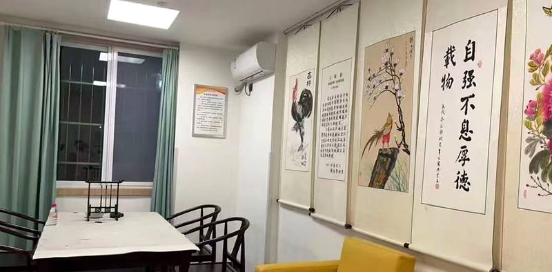 成都锦欣花乡康养中心:一对一护工服务的专业选择