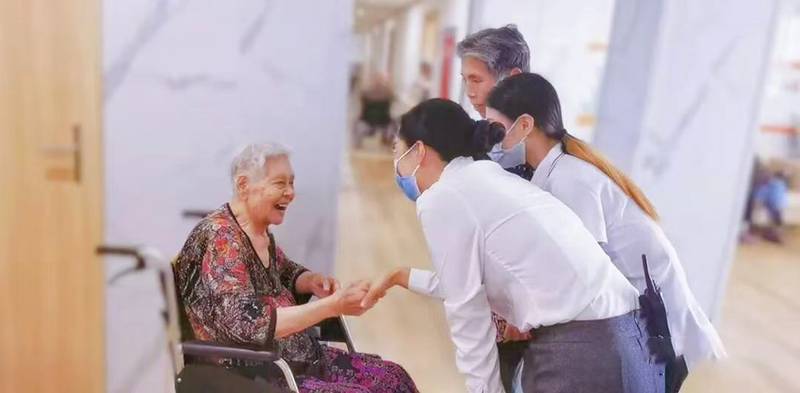 成都锦欣花乡康养中心:植物人护理与医养结合服务详解