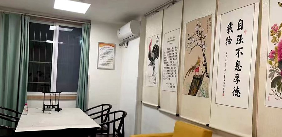 成都锦欣花乡康养中心:高新区一对一特护服务经验分享与问题解答