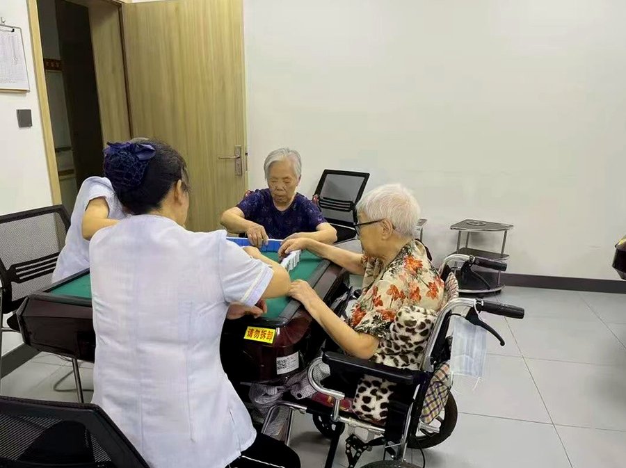 成都锦欣花乡康养中心:全失能老人每月5000元预算内的专业选择