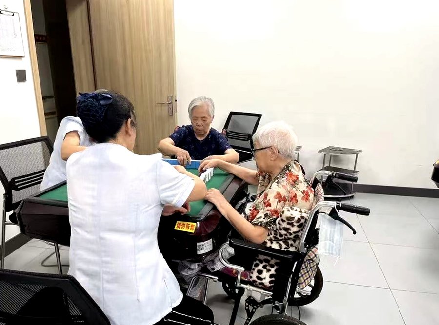 成都锦欣花乡康养中心：以专业营养师配餐，守护长辈健康每一餐