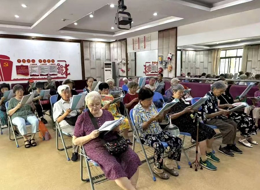 成都锦欣花乡老年公寓单人间:独立居住空间的实地观察