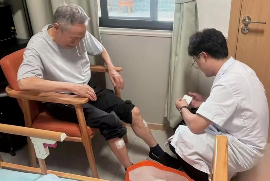 成都锦欣花乡老年公寓单人间:独立居住空间的实地观察