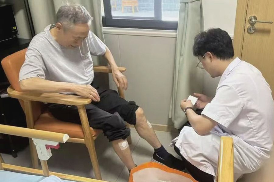 成都锦欣花乡老年公寓单人间探访实录:独立卫浴与景区环境解析