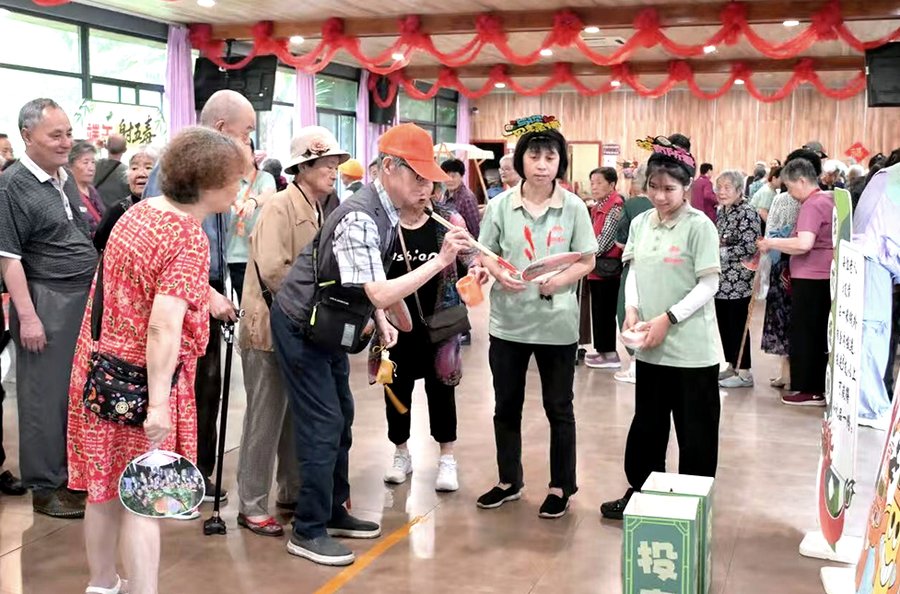 《成都锦欣花乡老年公寓能收治认知症（老年痴呆）老人吗？常见问题解答》