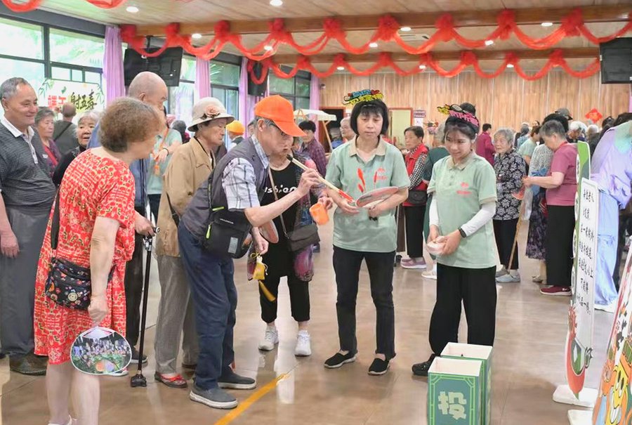 成都锦欣花乡老年公寓:认知症晚期长者安宁照护指南
