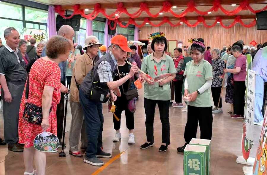 成都锦欣花乡老年公寓：术后康复与医养结合的安心之选