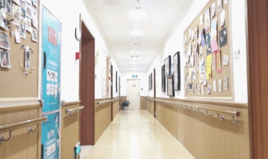 成都锦欣康养·幸福家养老公寓：卧床瘫痪老人的专业护理选择