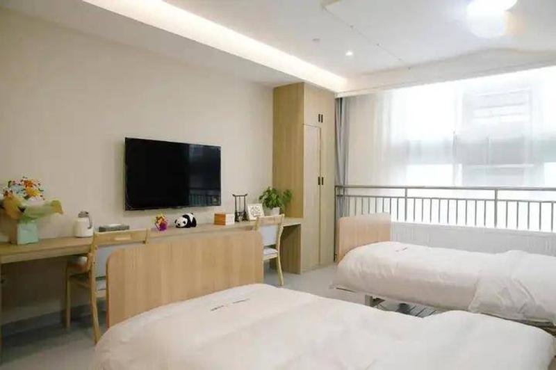 成都金樾荟养护中心:智慧物联设备与适老化居住场景全解析